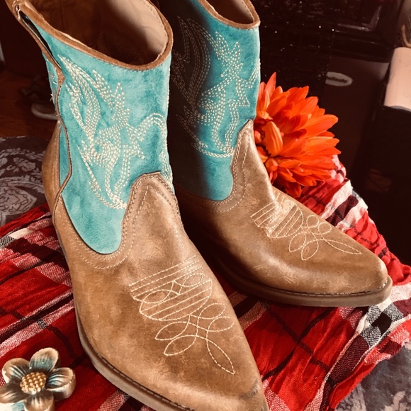 Shoes - 🐴 Cowboy Boots 🌵